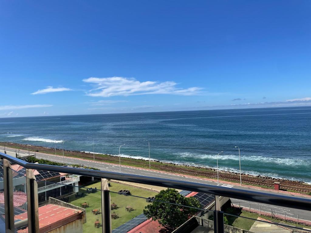 Spectacular Sea View 3 Bedrooms Apartment - 10